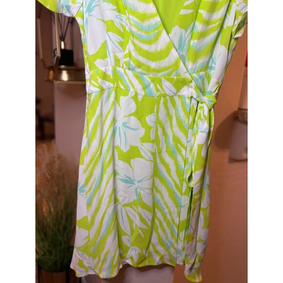 FRENCH CONNECTION Diah Crepe Wrap Dress Mini Size 6 Lime Punch - Picture 3 of 6